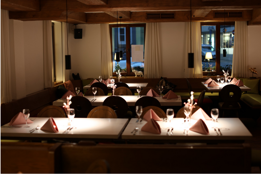 Weinstube zum Stadtgraben in Bad Cannstatt wieder geöffnet